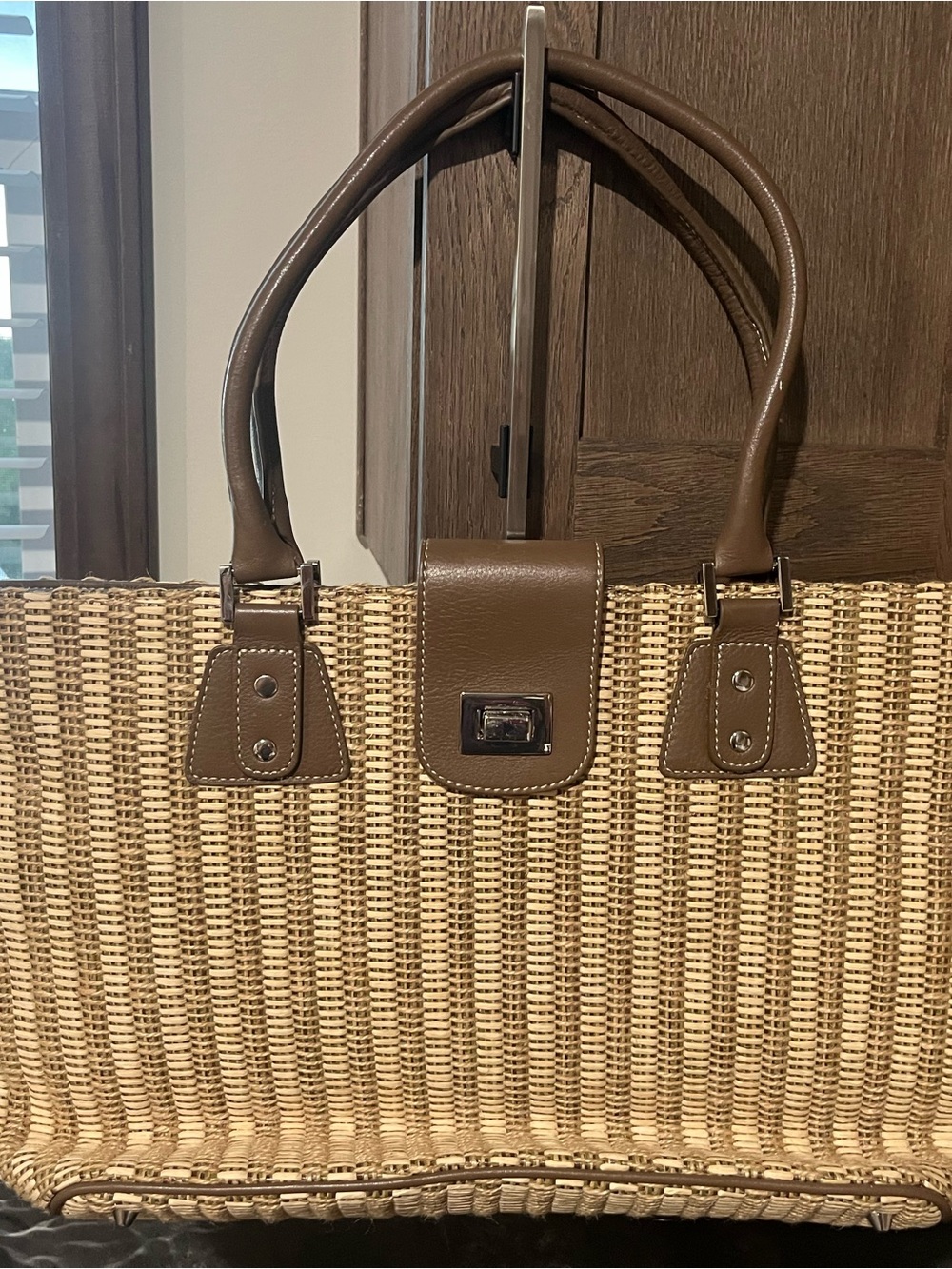 Levenger straw ladies purse